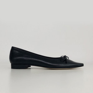 pointed-toe flat shoes (midnight black)